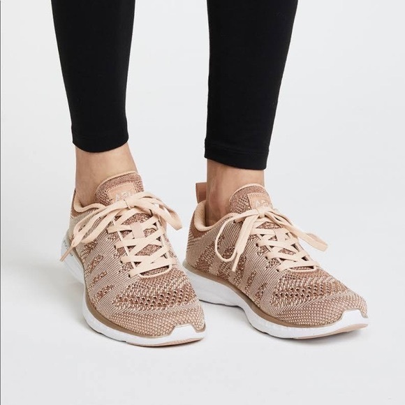APL Shoes - APL TechLoom Pro Running Shoes